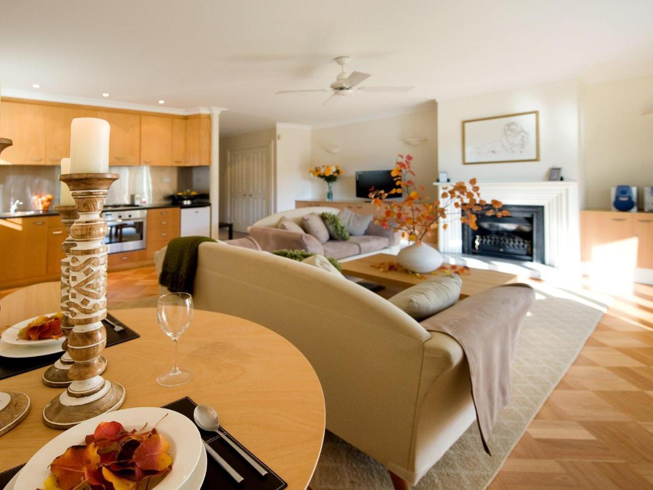 Lakeside Suites 1 Дейлсфорд Экстерьер фото